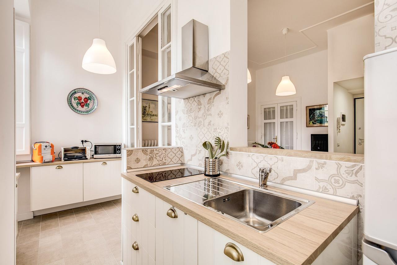 La Casa Di Nonna Pina Apartment Рим Екстериор снимка